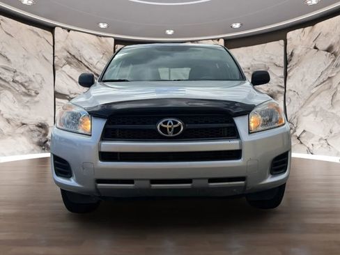 Used 2012 Toyota RAV4 4WD w/ Value Pkg image 2