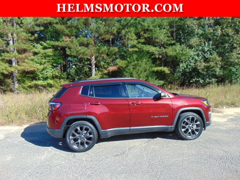 Certified 2021 Jeep Compass Latitude image 10