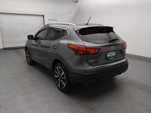 Used 2019 Nissan Rogue Sport SL w/ Premium Package FWD image 5