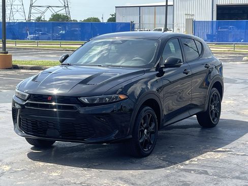 Used 2024 Dodge Hornet GT w/ GT Blacktop Package AWD/4WD image 5