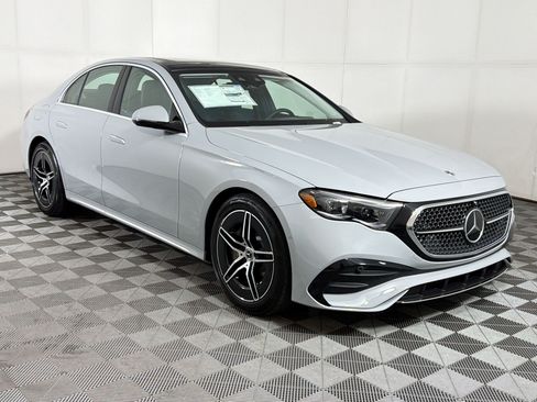 New 2026 Mercedes-Benz E 450 4MATIC Sedan image 7