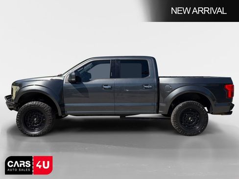 Used 2020 Ford F150 XLT w/ Equipment Group 302A Luxury AWD/4WD image 4