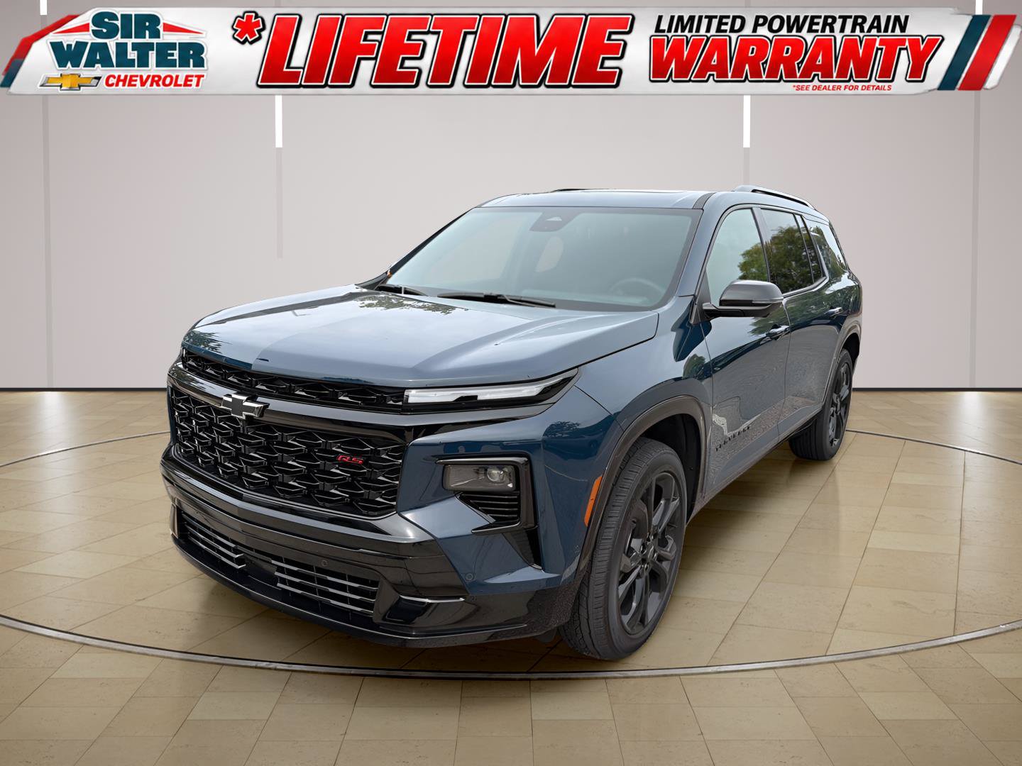 Used 2027 Chevrolet Traverse RS w/ LPO, Floor Liner Package FWD image 1