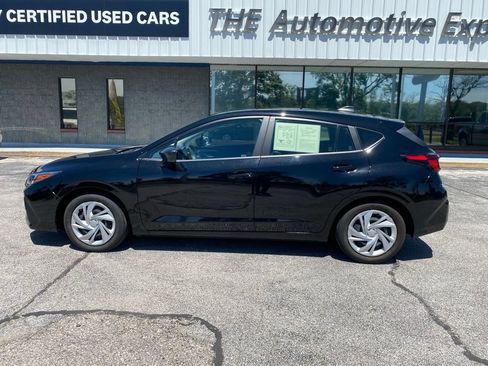 Used 2024 Subaru Impreza 2.0i AWD/4WD image 10