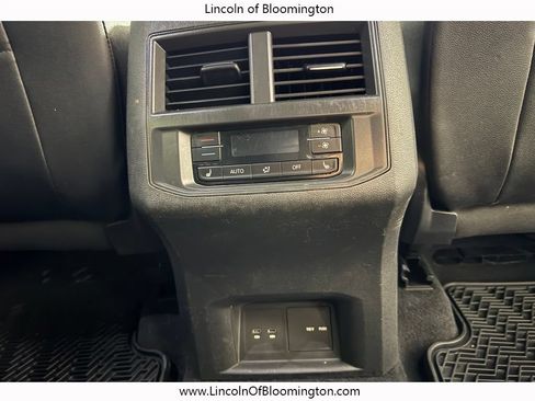 Used 2023 Volkswagen Atlas SEL Premium AWD/4WD image 10