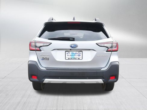 Certified 2025 Subaru Outback Limited AWD/4WD image 6