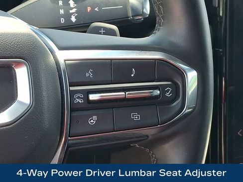 Used 2025 GMC Yukon XL Denali AWD/4WD image 8