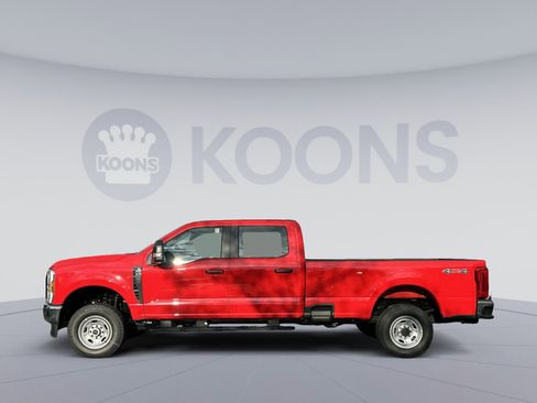 New 2026 Ford F250 XL w/ XL Chrome Package image 2
