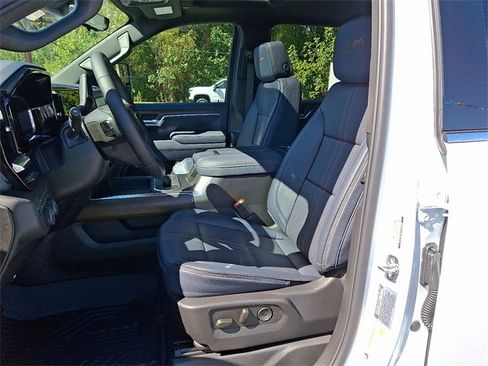 New 2026 Chevrolet Silverado 3500 High Country w/ High Country Premium Package image 6