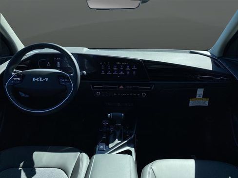 New 2026 Kia Niro EX FWD image 29