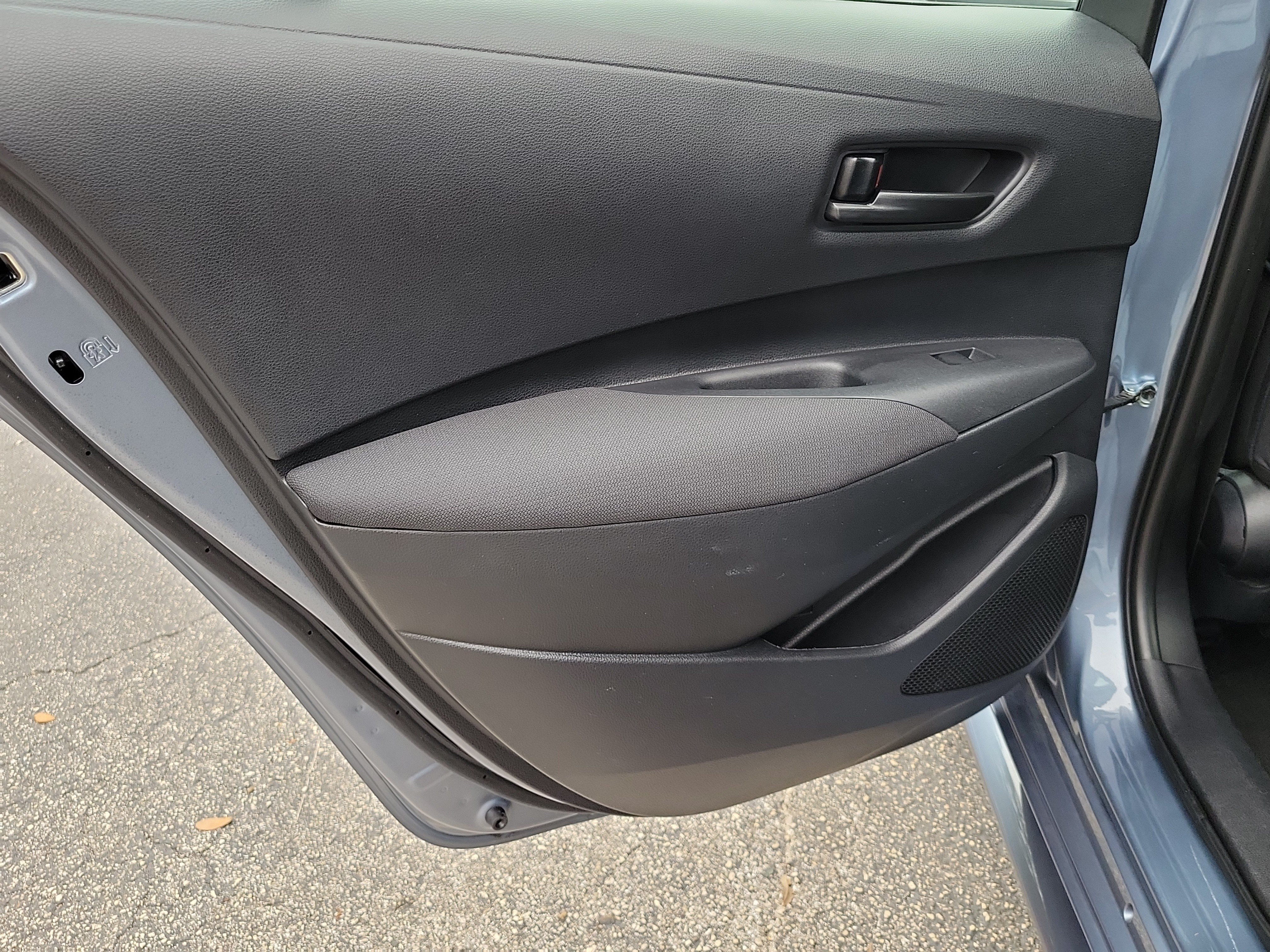 Used 2024 Toyota Corolla LE FWD image 8