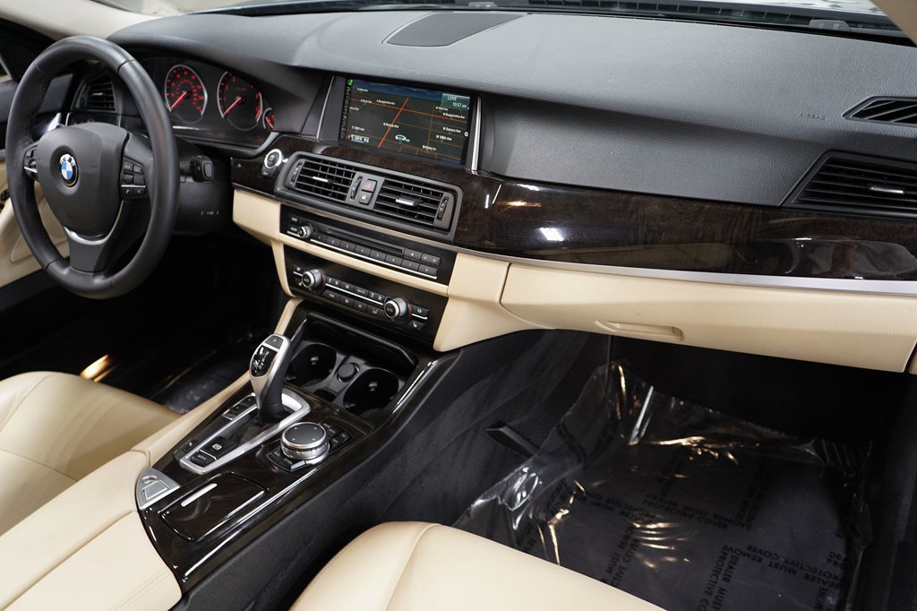 Used 2016 BMW 535i Sedan RWD image 30