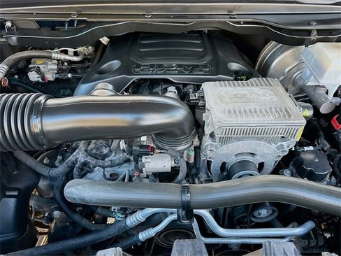 Used 2020 RAM 1500 Limited image 32