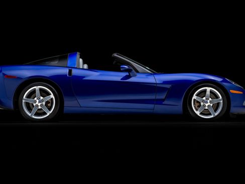 Used 2005 Chevrolet Corvette Coupe w/ Preferred Equipment Group RWD image 13