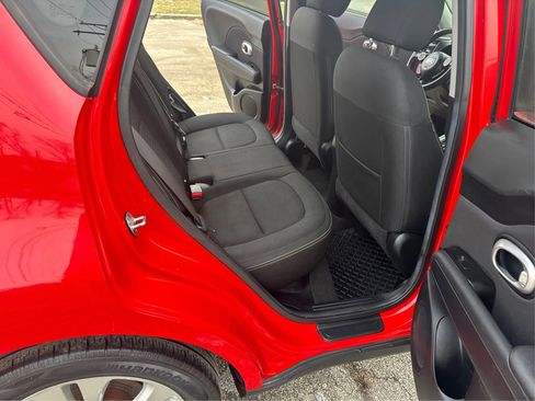 Used 2015 Kia Soul + FWD image 25