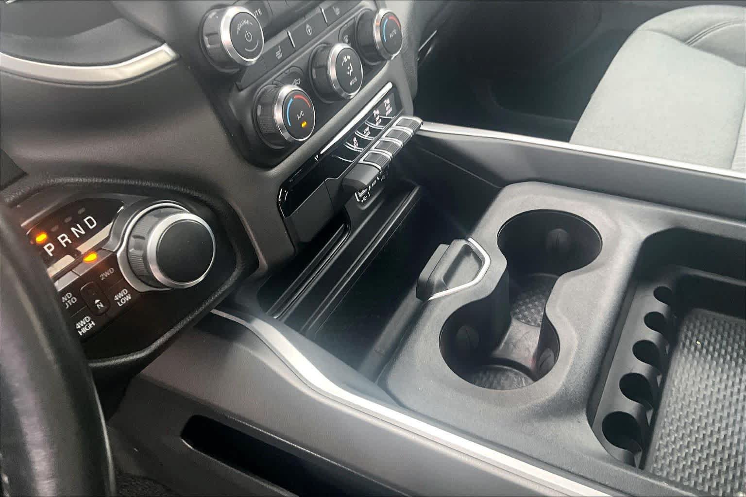 Used 2022 RAM 1500 Big Horn AWD/4WD image 16