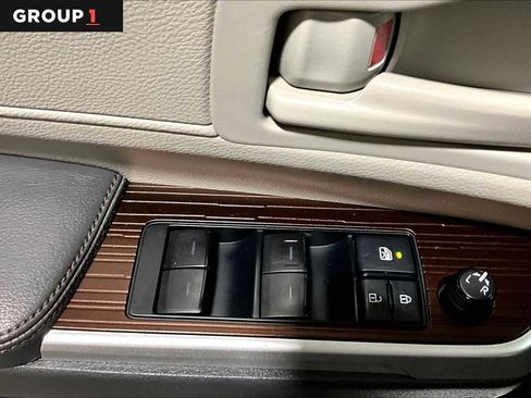 Certified 2021 Toyota Sienna LE image 34