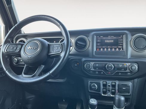 Used 2018 Jeep Wrangler Unlimited Sport S AWD/4WD image 10