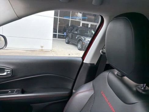 Used 2018 Jeep Compass Trailhawk w/ Popular Equipment Group image 26