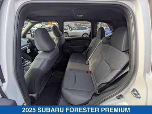 Certified 2025 Subaru Forester Premium image 30