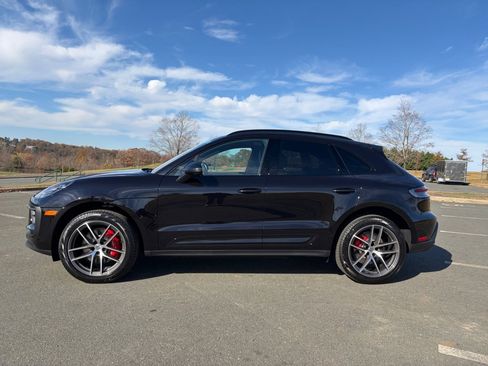 New 2026 Porsche Macan S image 2