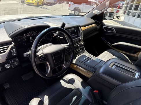 Used 2017 GMC Yukon XL Denali AWD/4WD image 31