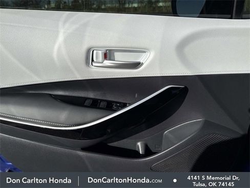 Used 2025 Toyota Corolla XSE image 8