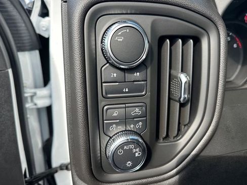 New 2025 GMC Sierra 2500 Pro w/ Convenience Package image 24