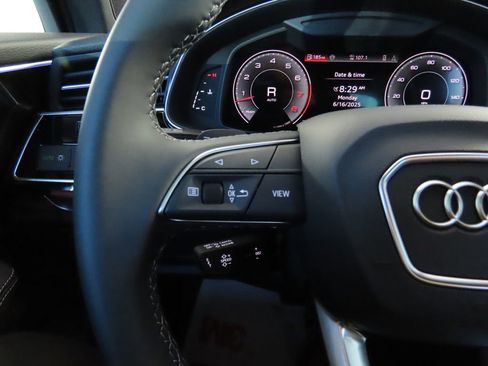 Used 2025 Audi Q7 3.0T Premium Plus w/ Premium Plus Package image 13