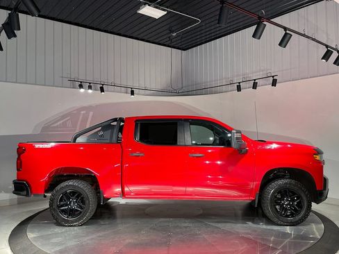 Used 2021 Chevrolet Silverado 1500 Custom Trail Boss w/ LPO, Dark Essentials Package AWD/4WD image 11