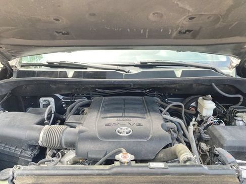 Used 2020 Toyota Tundra SR5 w/ SR5 Upgrade Package RWD image 26