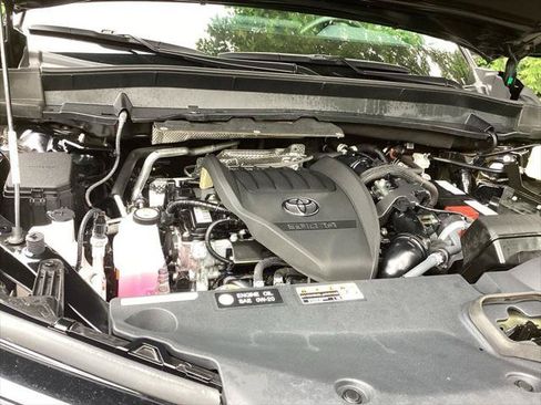 Certified 2024 Toyota Grand Highlander AWD image 24