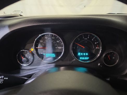 Used 2018 Jeep Wrangler Unlimited Sport S AWD/4WD image 10