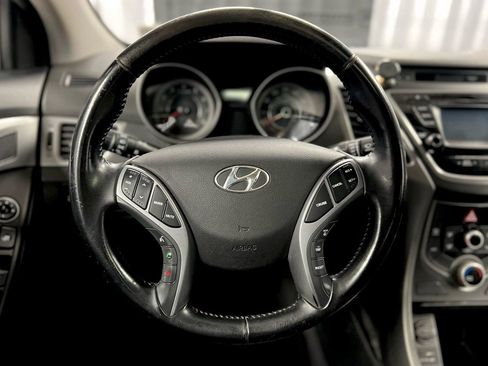 Used 2015 Hyundai Elantra SE w/ Option Group 03 image 26