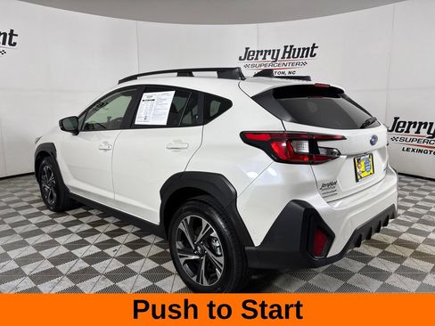 Used 2025 Subaru Crosstrek 2.5i Premium AWD/4WD image 9