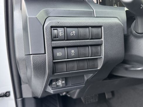 Used 2026 Toyota Tacoma SR image 16