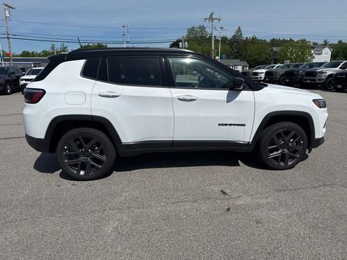 New 2026 Jeep Compass Limited AWD/4WD image 6