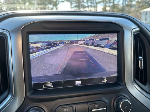 Used 2020 Chevrolet Silverado 1500 LT w/ Convenience Package image 15