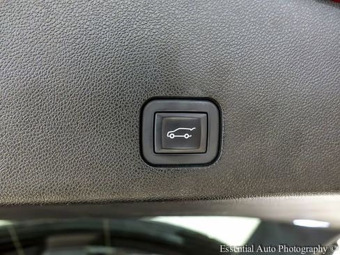 Certified 2024 Cadillac XT6 Sport image 23