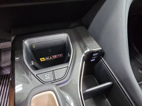 Used 2026 Toyota Crown w/ Advanced Technology Package AWD/4WD image 20