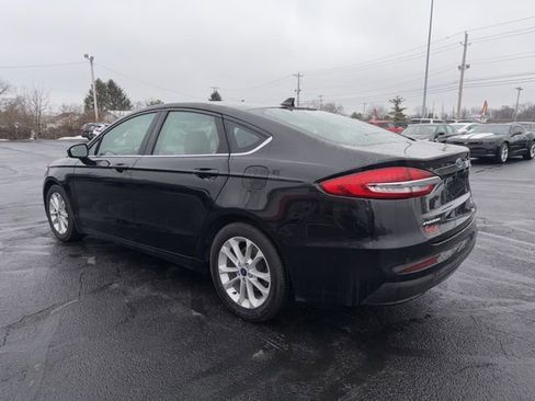 Used 2020 Ford Fusion SE image 5