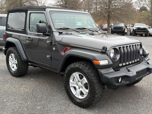 Used 2023 Jeep Wrangler Sport S image 3