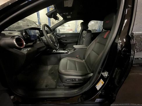 New 2026 Chevrolet Trax RS w/ Sunroof Package FWD image 4