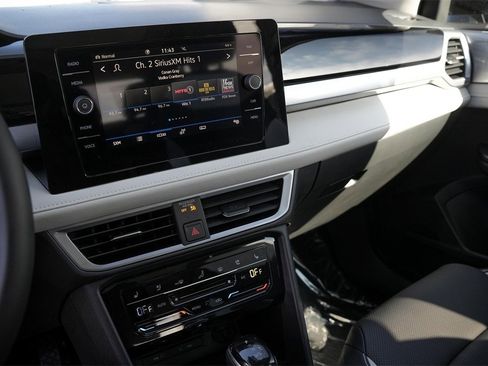 New 2026 Volkswagen Taos SEL image 13