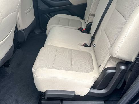 Used 2023 Chevrolet Traverse LS w/ Safety Package image 20