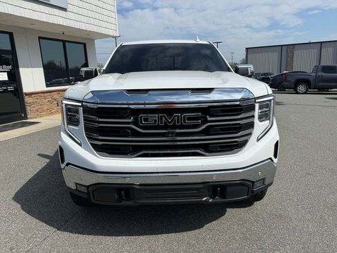 Used 2022 GMC Sierra 1500 SLT w/ SLT Premium Plus Package image 10
