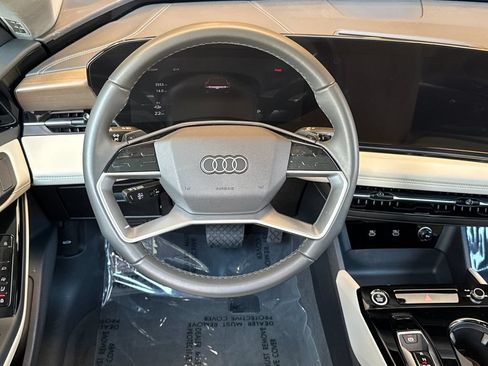 Used 2025 Audi A6 e-tron Premium RWD image 18