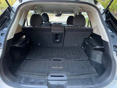 Used 2020 Nissan Rogue S image 8