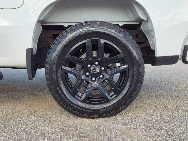 Used 2022 Chevrolet Silverado 1500 Custom w/ Rally Edition AWD/4WD image 10