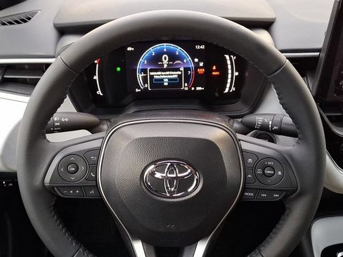 New 2026 Toyota Corolla SE FWD image 15
